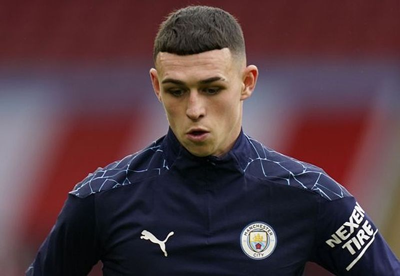 Kiểu tóc undercut của cầu thủ bóng đá Phil Foden