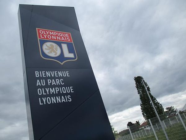 Sân vận động Parc Olympique Lyonnais, nơi Di Nallo đã thi đấu