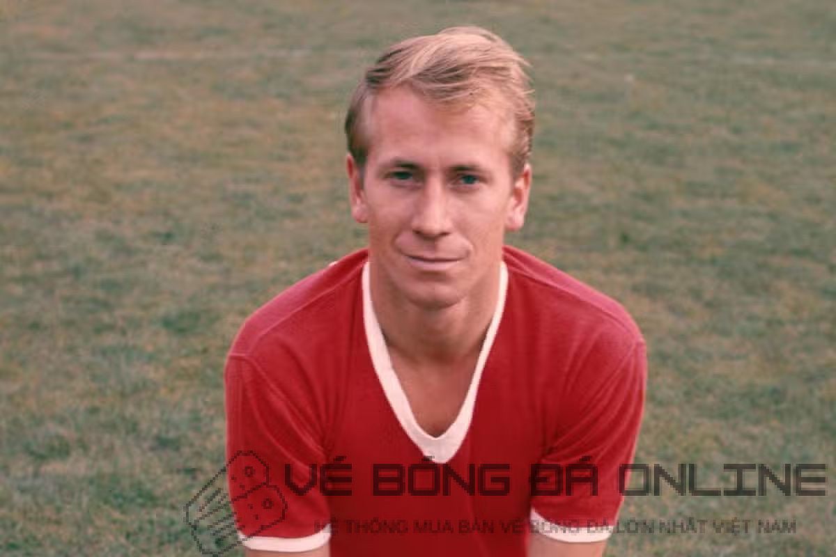 Sir Bobby Charlton - Biểu tượng của Manchester United