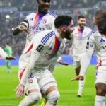 Biệt danh của Lyon là gì