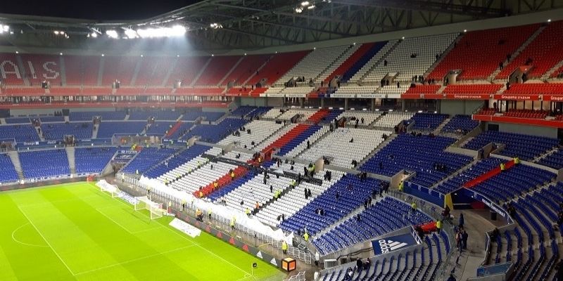 Trận Lyon thua đậm nhất lịch sử