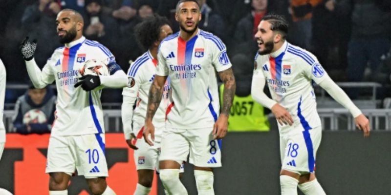 Cập nhật những thay đổi trong đội hình của Lyon